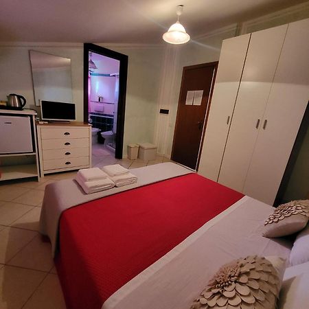 B&B Il Girasole Sant'Anna Arresi Exterior photo